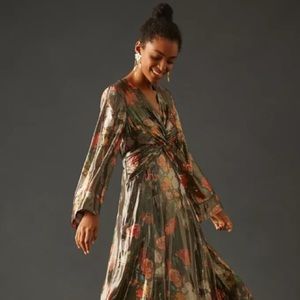 Anthropologie Caballero Silver Floral Dress w/ Pockets